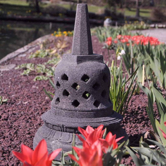 Lámpara estupa borobudur de piedra de lava 45 cm