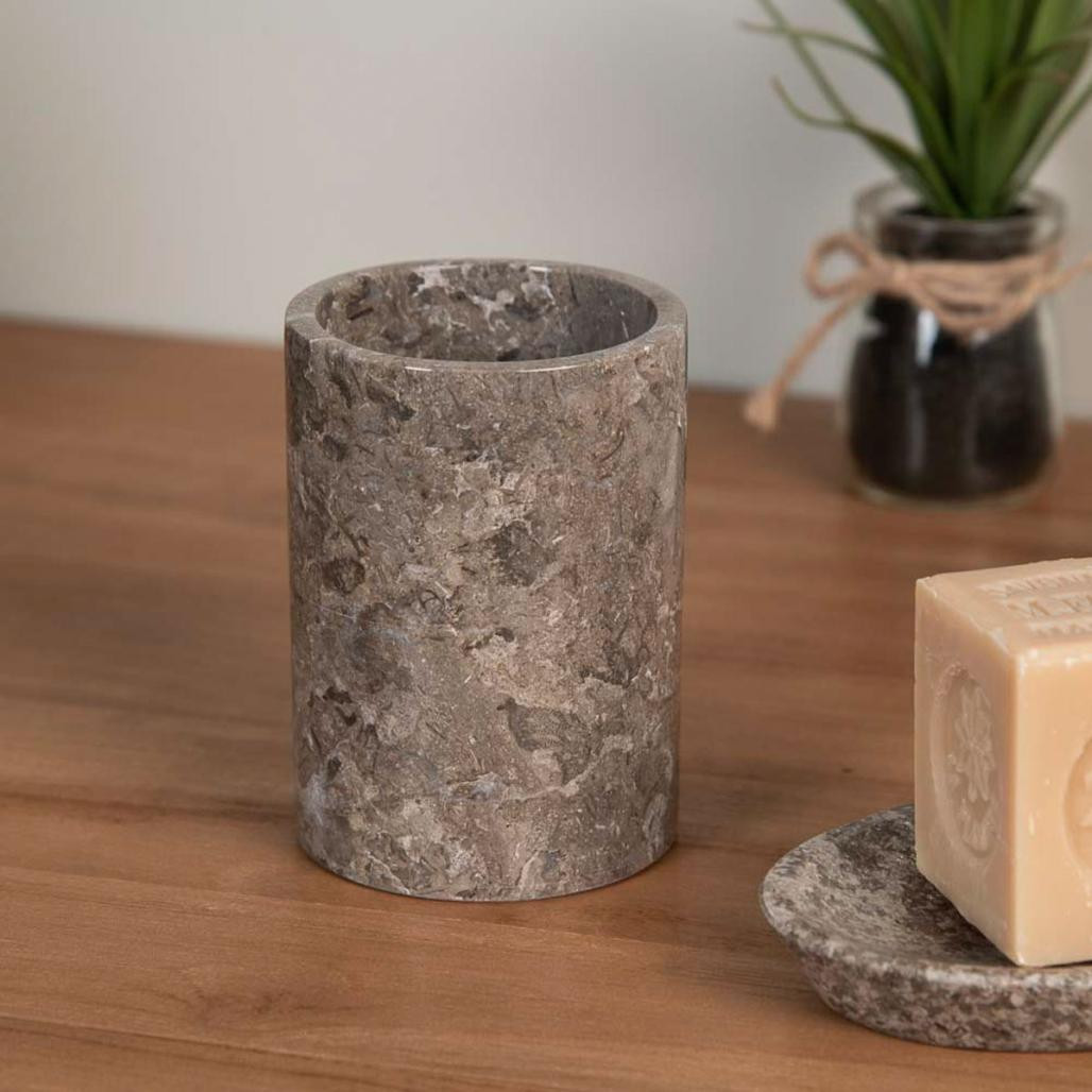 Ensemble gobelet porte savon en marbre gris Ensemble gobelet porte savon en marbre gris