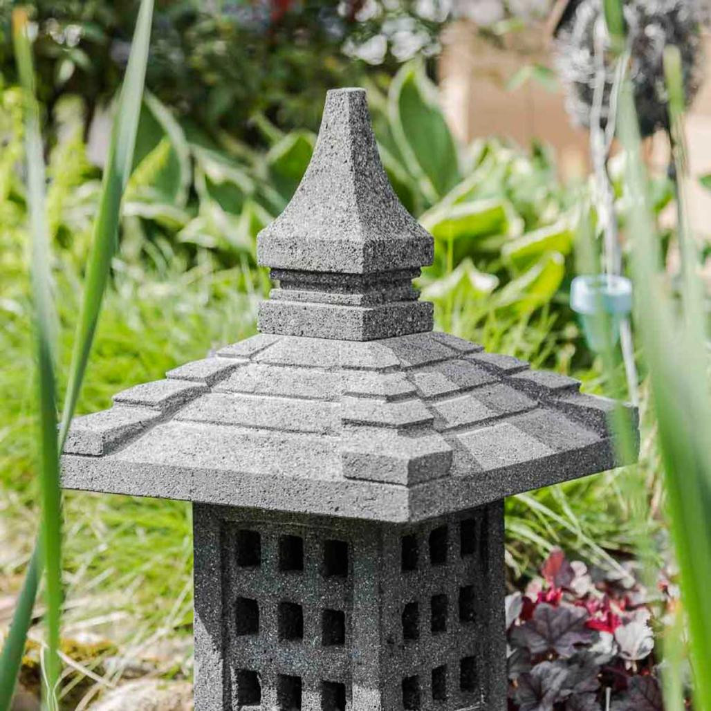 Linterna japonesa piedra de lava 55 cm