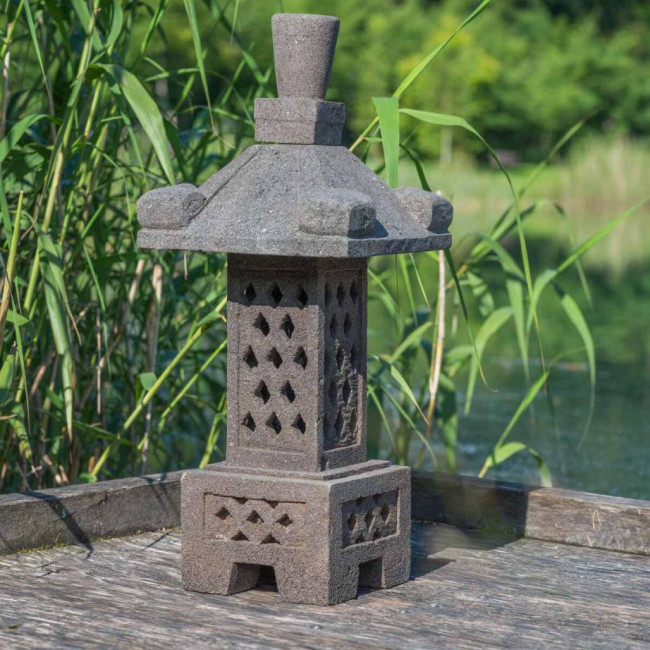 Làmpara japonesa de piedra de lava 75 cm