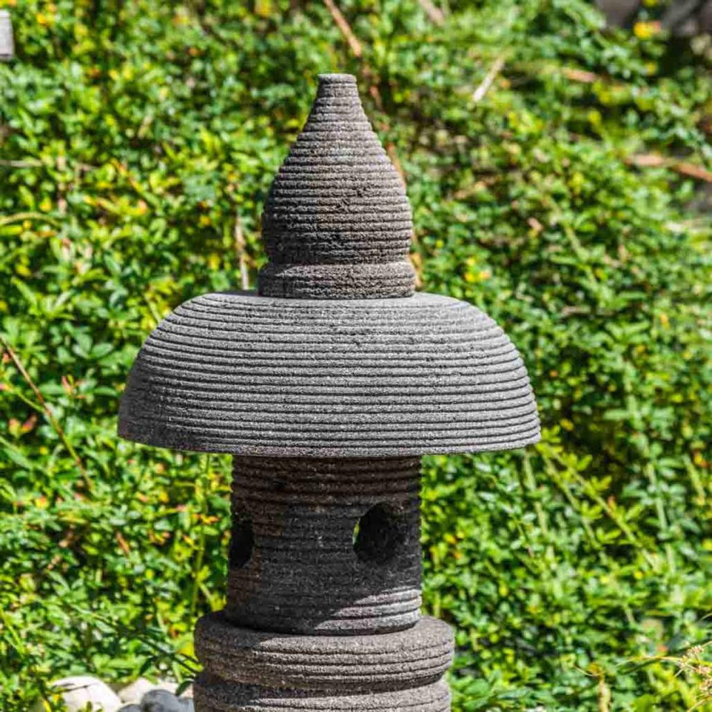 Linterna japonesa de piedra de lava 55 cm jardàn zen Linterna japonesa de piedra de lava 55 cm jardàn zen