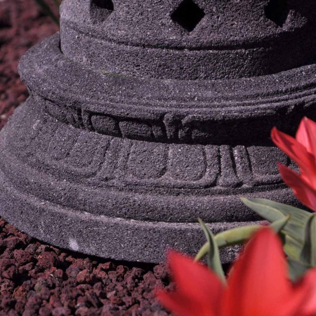 Làmpara estupa borobudur de piedra de lava 45 cm Làmpara estupa borobudur de piedra de lava 45 cm