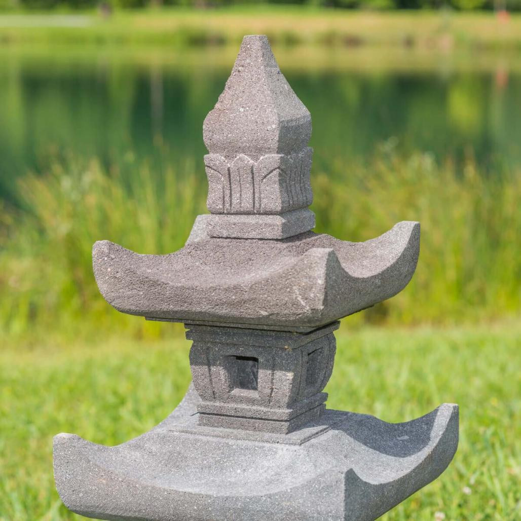 Linterna japonesa de piedra de lava 70 cm Linterna japonesa de piedra de lava 70 cm
