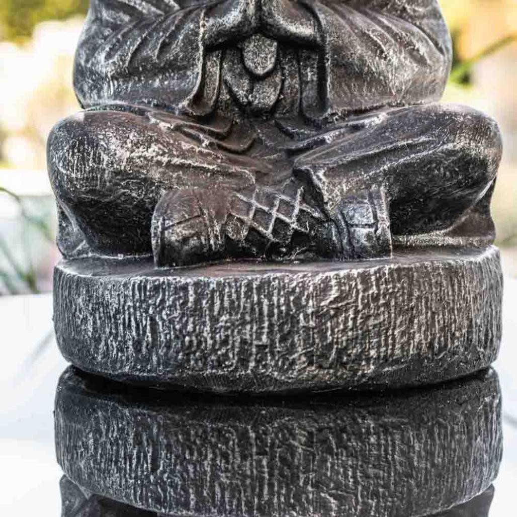 Estatua monje shaolin sentado gris con pàtina 40 cm