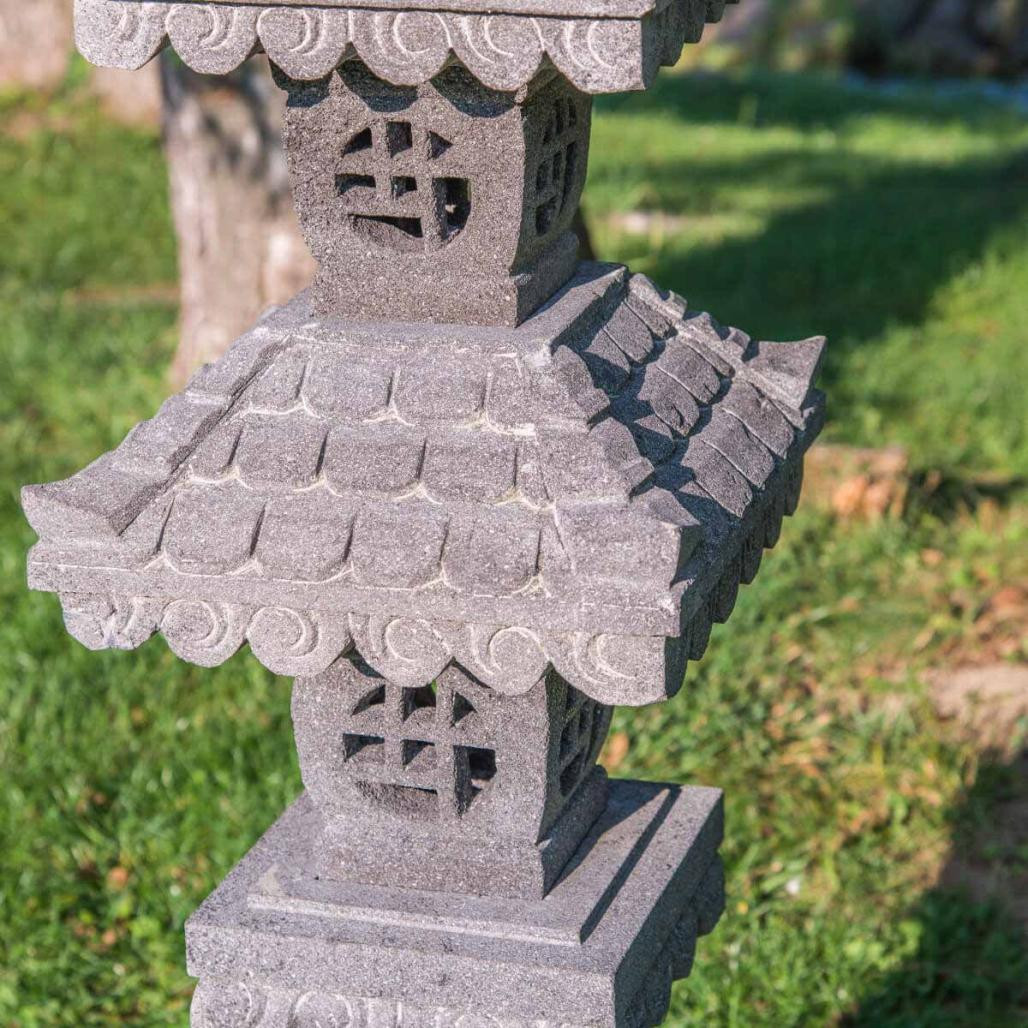 Làmpara jardàn japonés piedra de lava 1,50 m Làmpara jardàn japonés piedra de lava 1,50 m