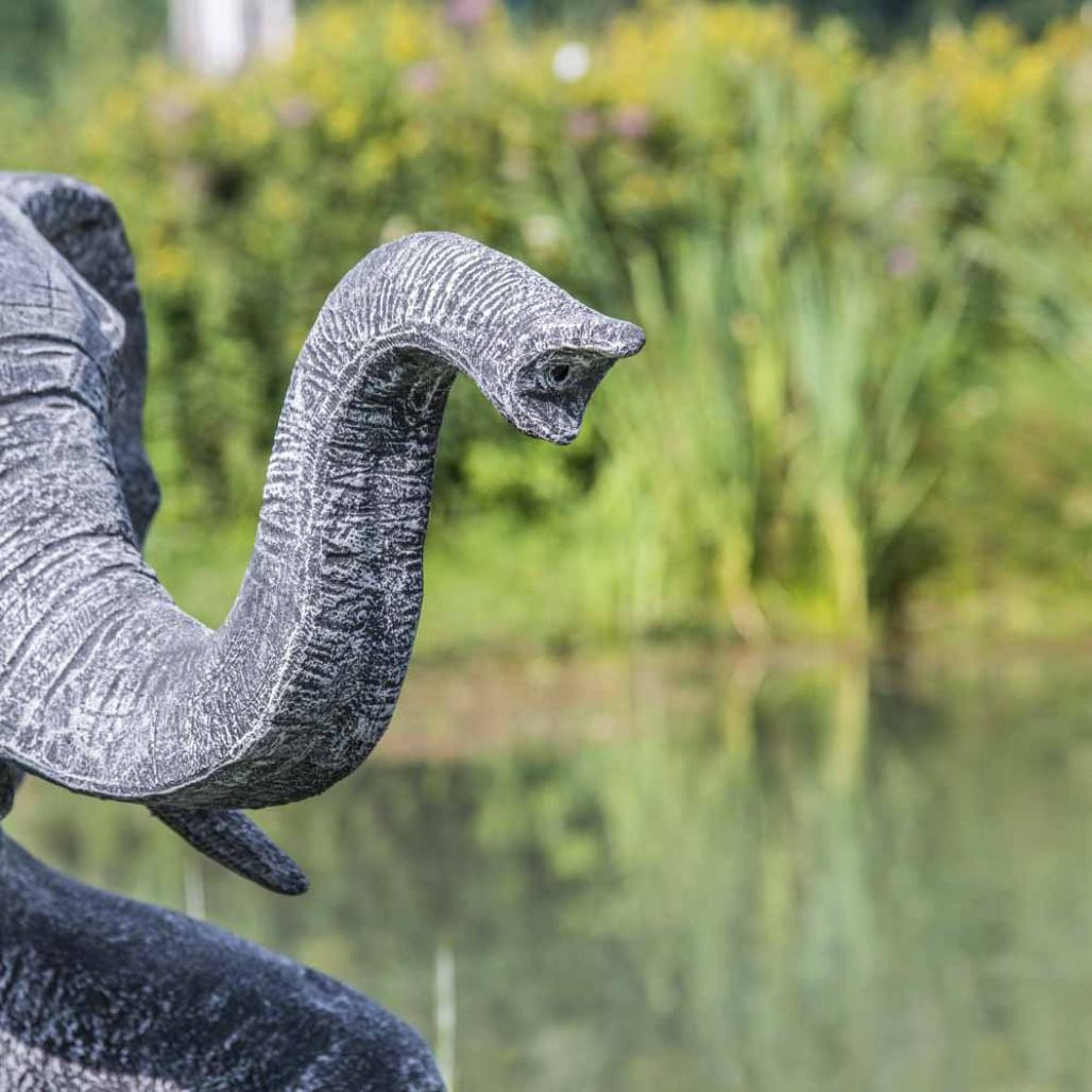 Estatua elefante con pàtina negra gris sentado 95 cm Estatua elefante con pàtina negra gris sentado 95 cm