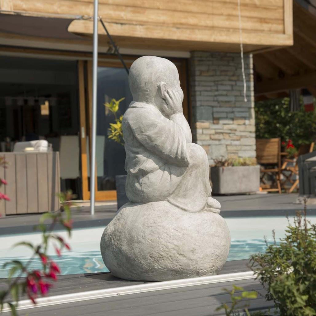 Estatua monje shaolà­n pensativo gris claro 80 cm