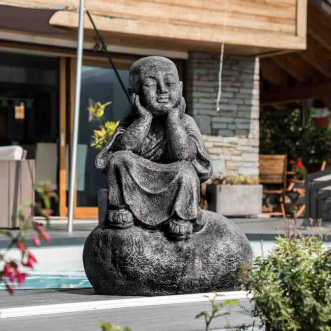 Estatua monje shaolàn pensativo pàtina gris 80 cm