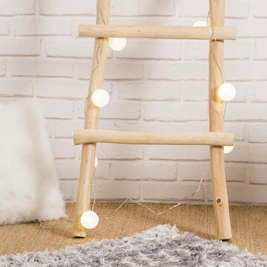 Escalera de teca lodge