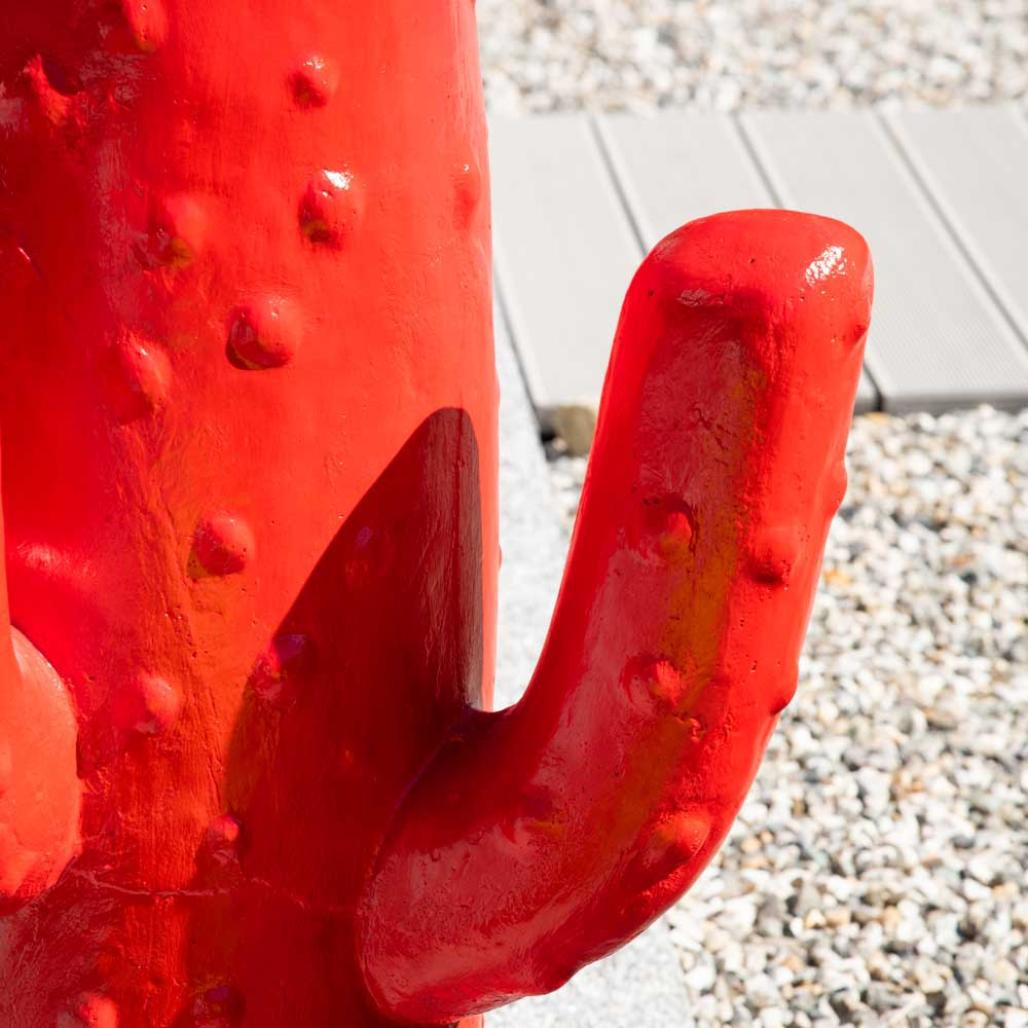 Decoración jardà­n cactus rojo modelo grande 105 cm