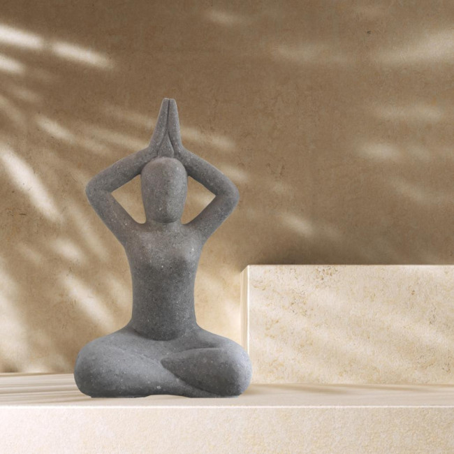Estatua diseà±o de piedra volcanica yoga 50 cm