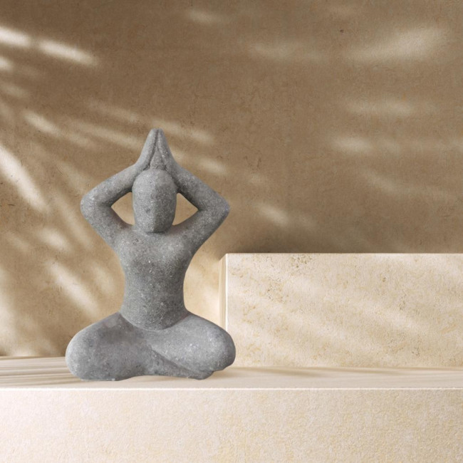 Escultura de yoga mujer moderna en piedra 40 cm