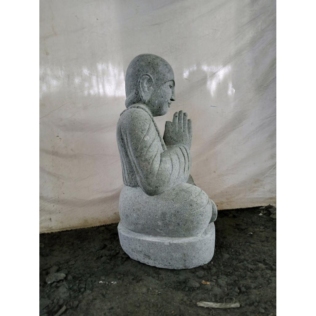 Estatua zen de jardà­n monje shaolin sentado piedra de lava 80 cm