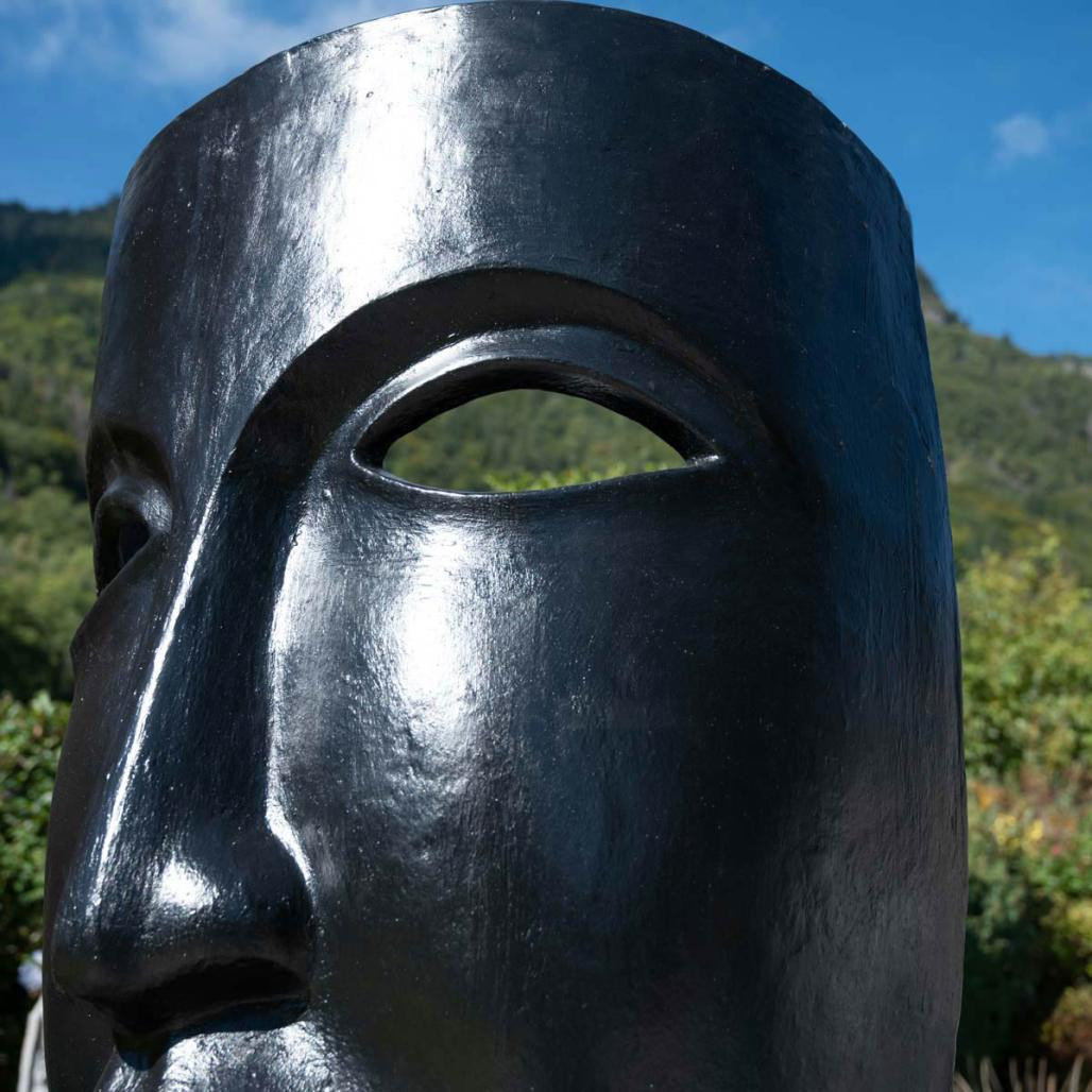 Estatua de jardin diseà±o cara negro 120cm