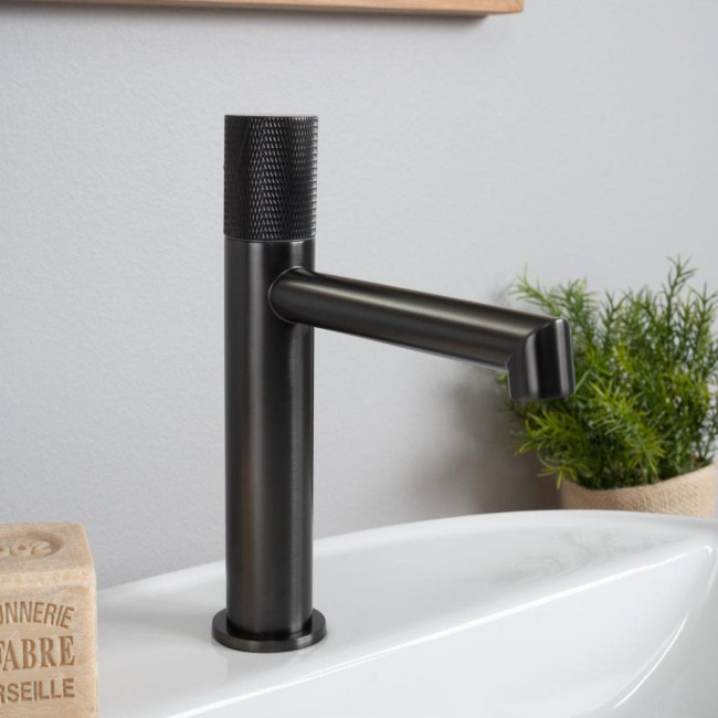 Grifo lavabo mezclador progresivo Irminio gun-métal