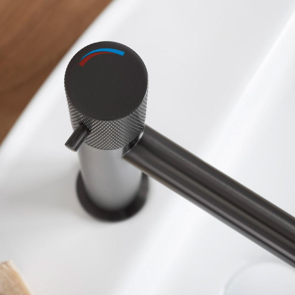 Grifo lavabo mezclador progresivo Irminio gun-métal