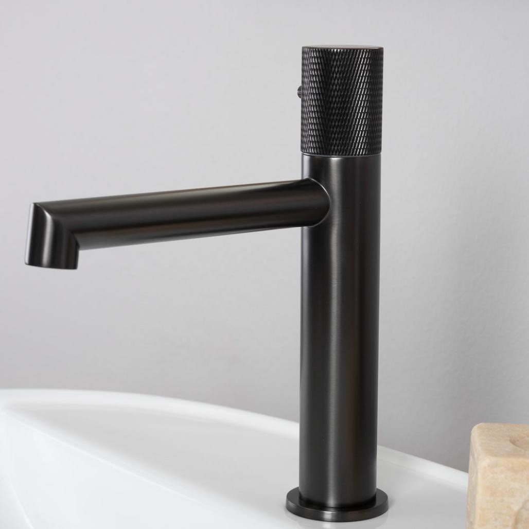 Grifo lavabo mezclador progresivo Irminio gun-métal
