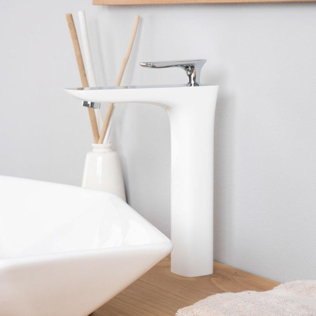 Grifo elevado para lavabo de cuarto de baño Glomma blanco y cromado