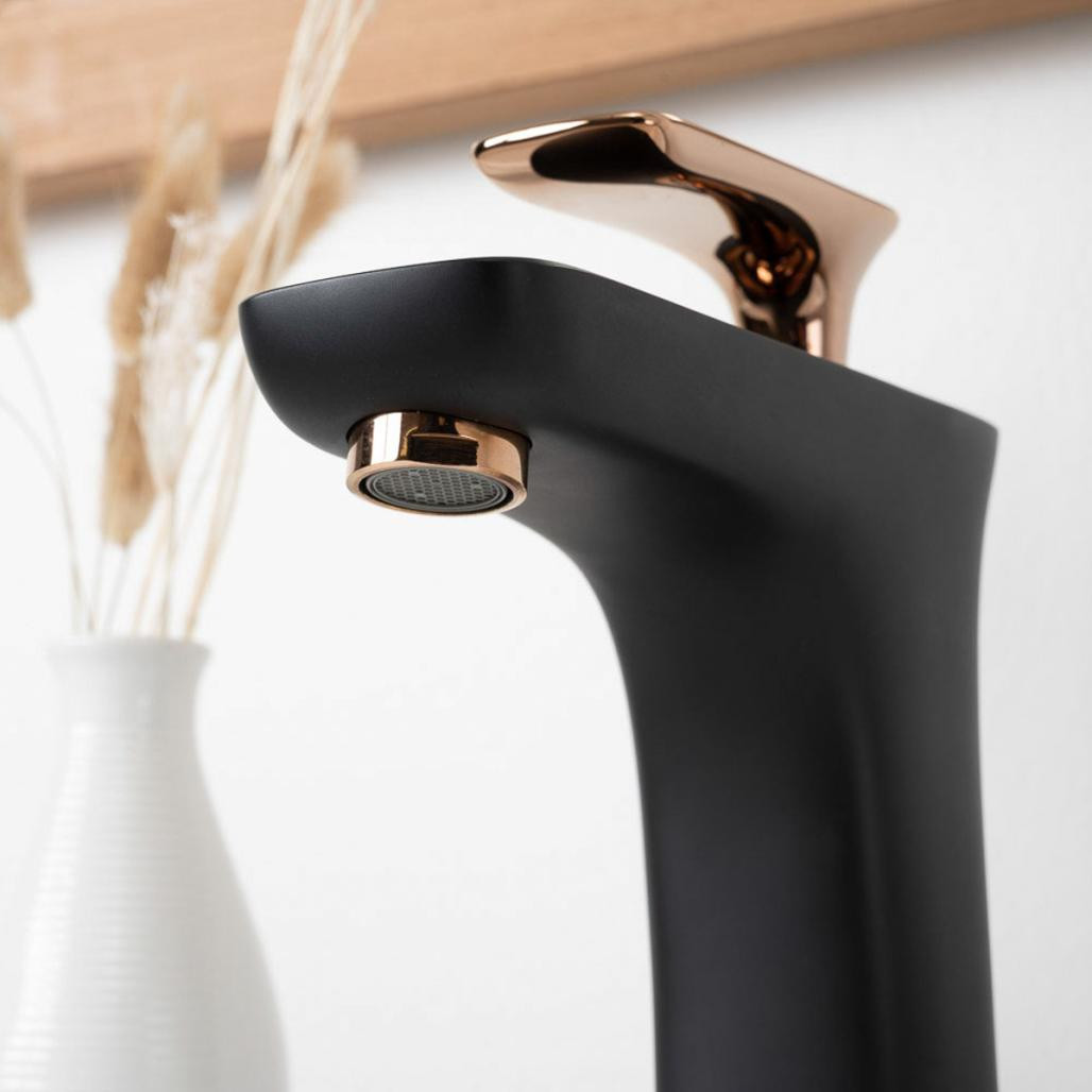 Grifo mezclador de cuarto de baño Glomma negro y oro rosa