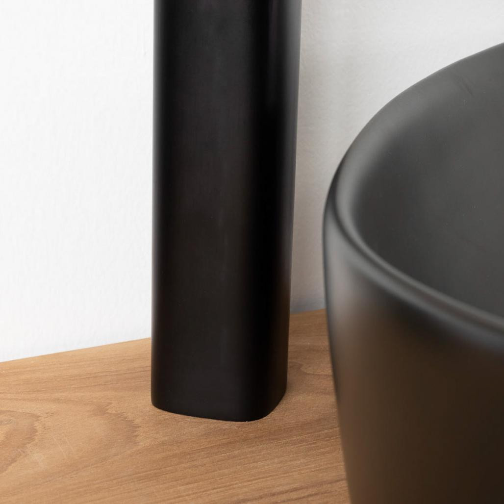 Grifo mitigador para lavabo sobre encimera Glomma negro y oro roso Grifo mitigador para lavabo sobre encimera Glomma negro y oro roso