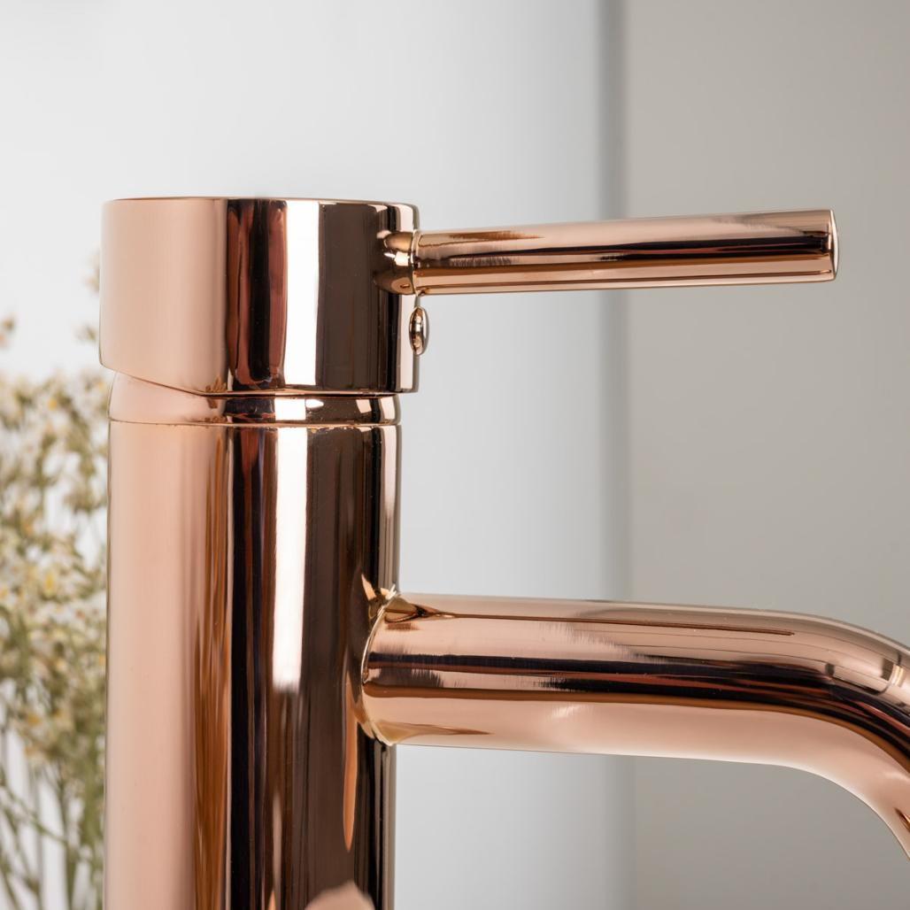 Grifo para cuarto de baño moderno Narva oro roso