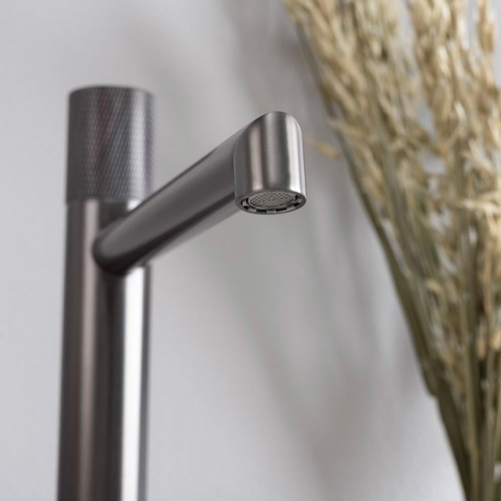 Monomando progresivo alto para lavabo, Irminio gun-métal