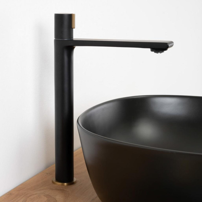 Grifo lavabo monomando progresivo Tamisa black