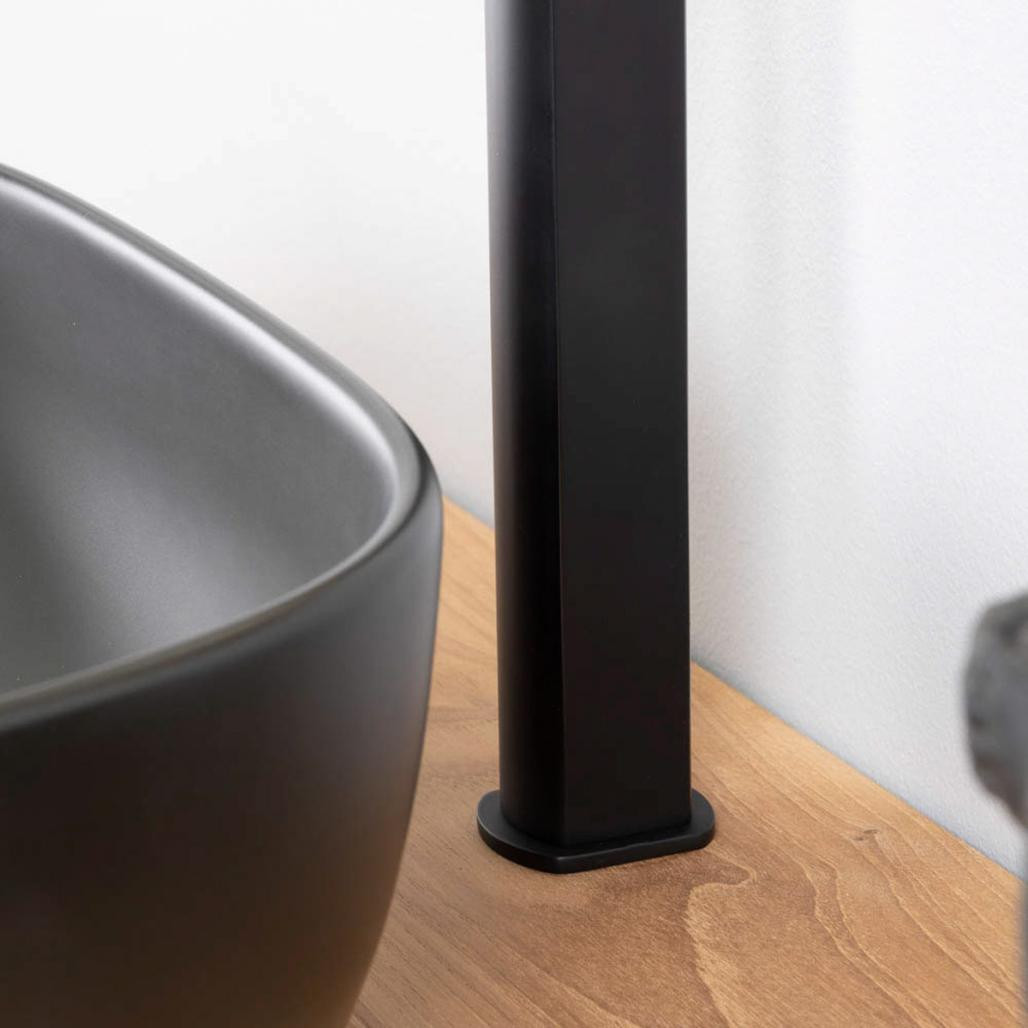 Grifo alto para lavabo Louga negro Grifo alto para lavabo Louga negro