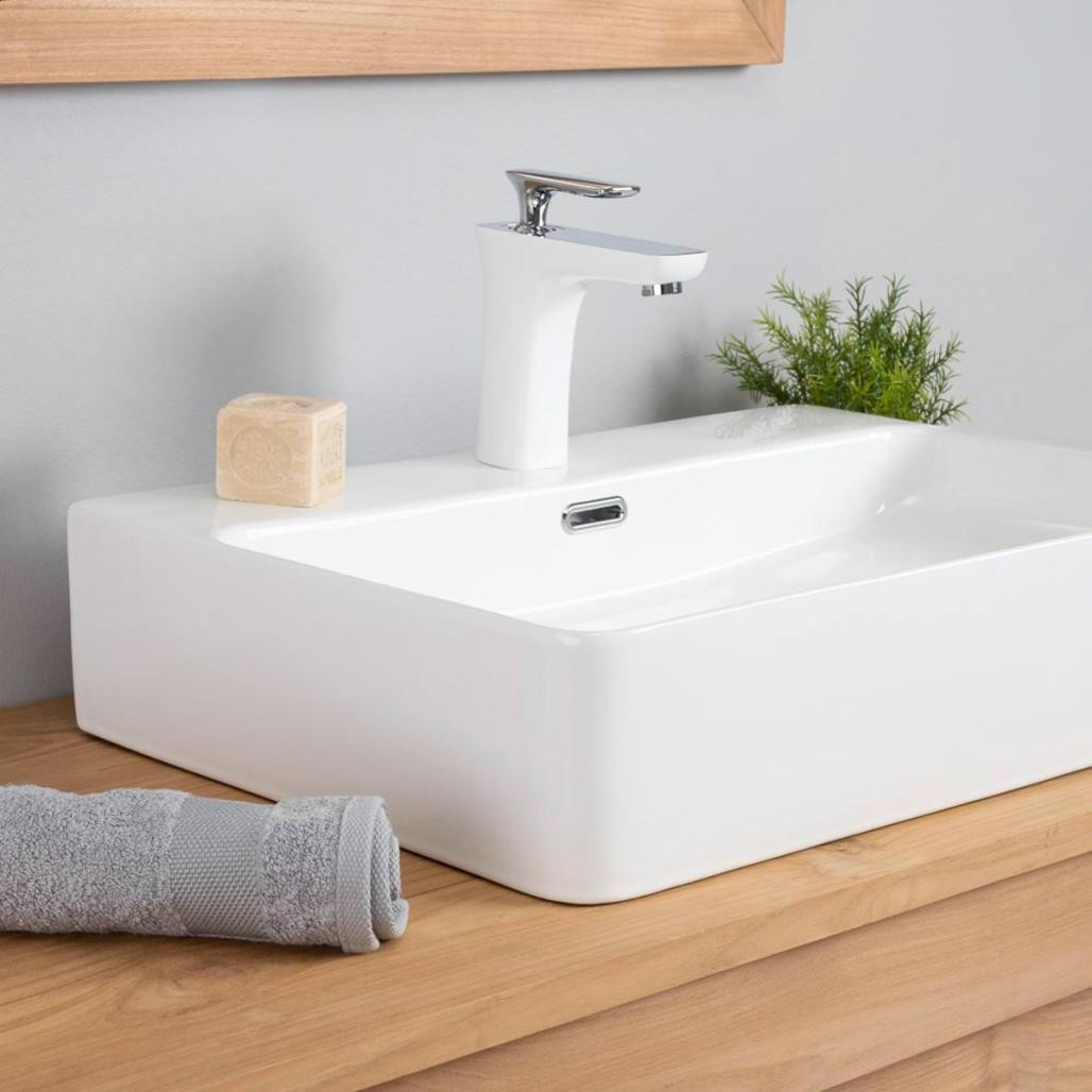 Gran lavabo de cerámica con repisa Olga de 60cm Gran lavabo de cerámica con repisa Olga de 60cm