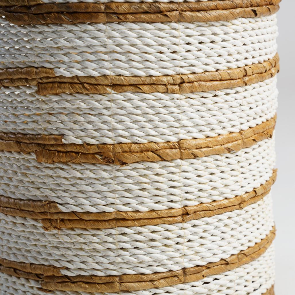 Cesta de fibra vegetal crudo y marrón S Sethi