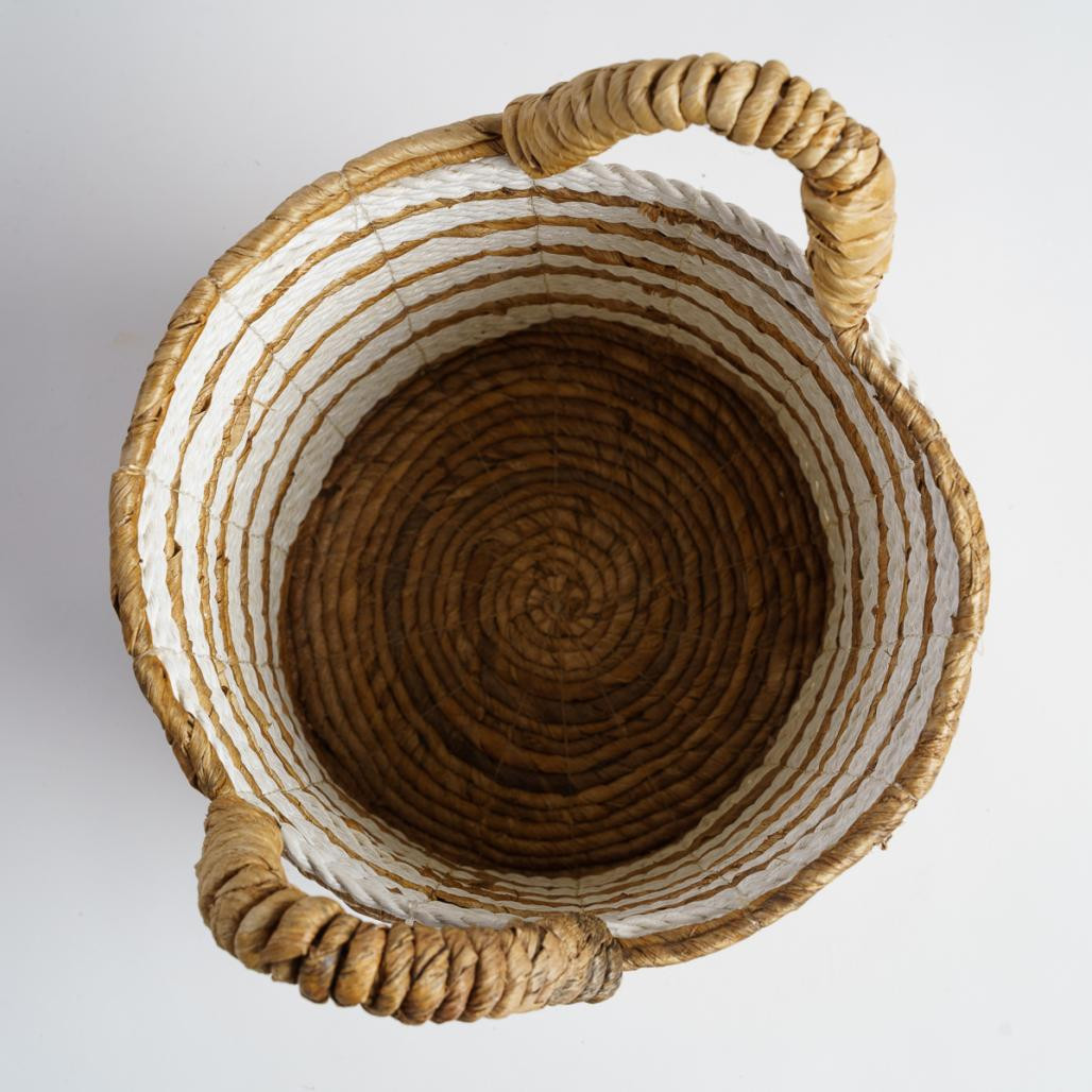 Cesta de fibra vegetal crudo y marrón S Sethi