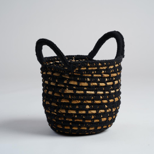 Cesta de fibra vegetal negra y beige S Anaya