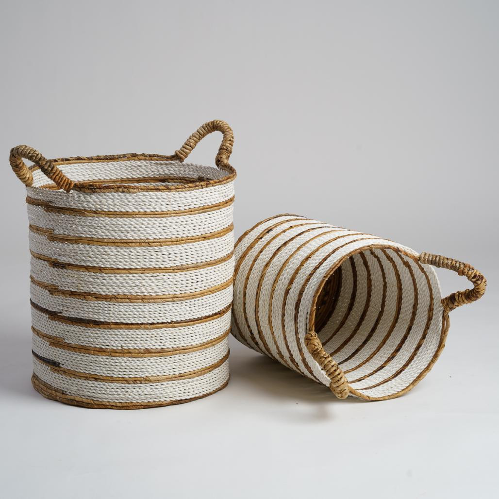 Cesta de fibra vegetal crudo y marrón M Sethi