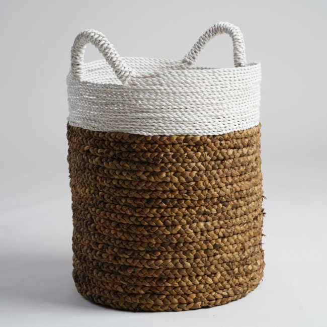 Cesta trenzada en jacinto de agua L Vito