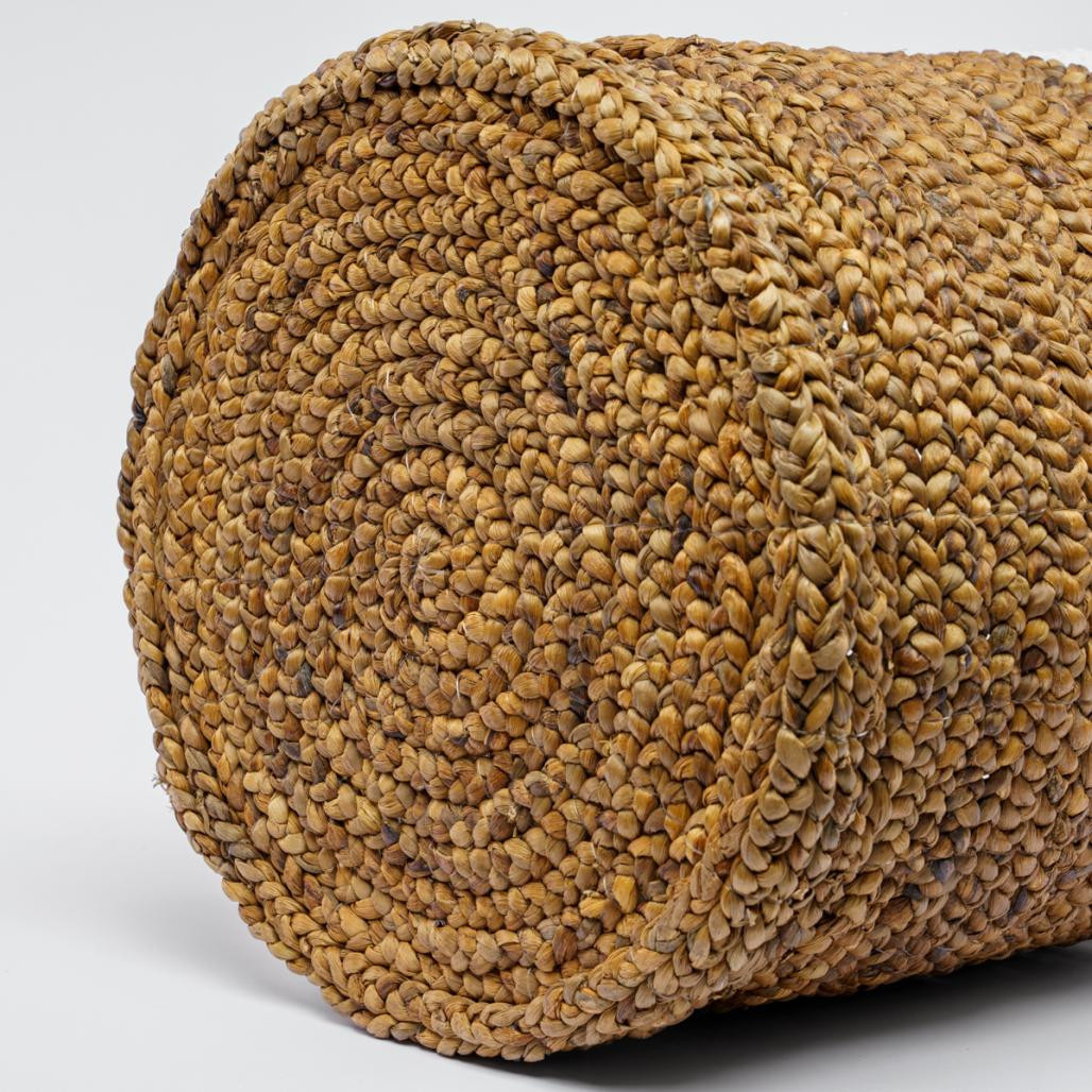 Cesta trenzada en jacinto de agua L Vito