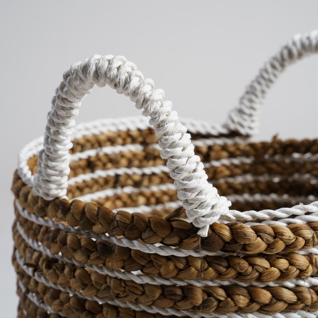 Cesta trenzada en jacinto de agua M Vito Cesta trenzada en jacinto de agua M Vito