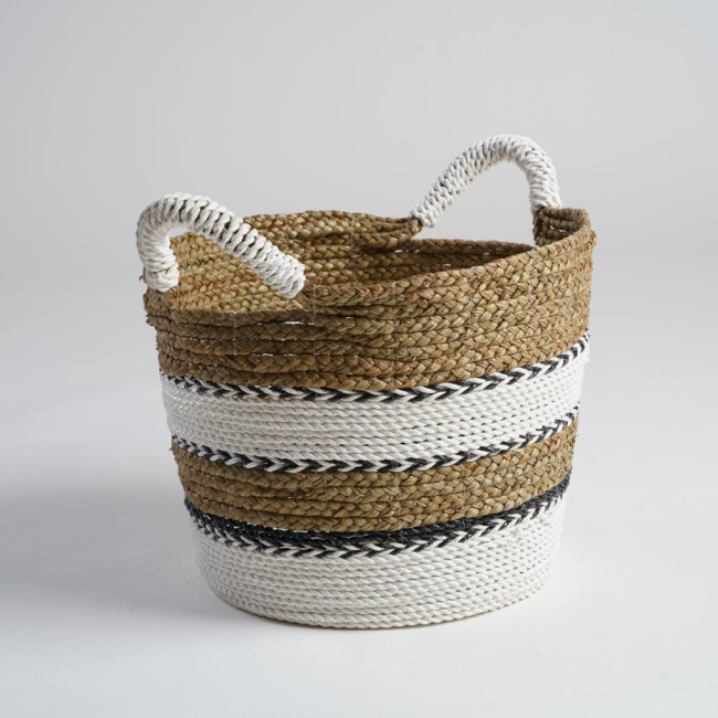 Cesta trenzada en jacinto de agua L Cassi