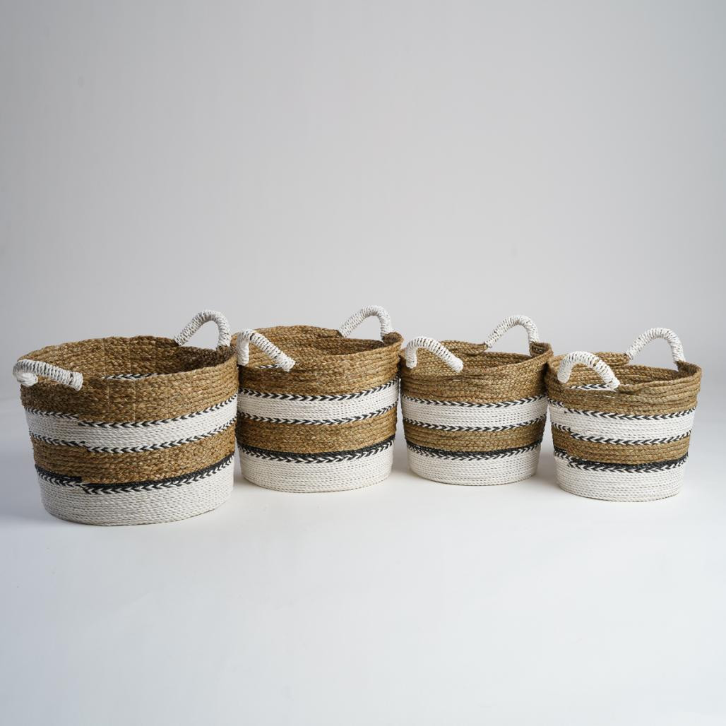 Cesta trenzada en jacinto de agua L Cassi