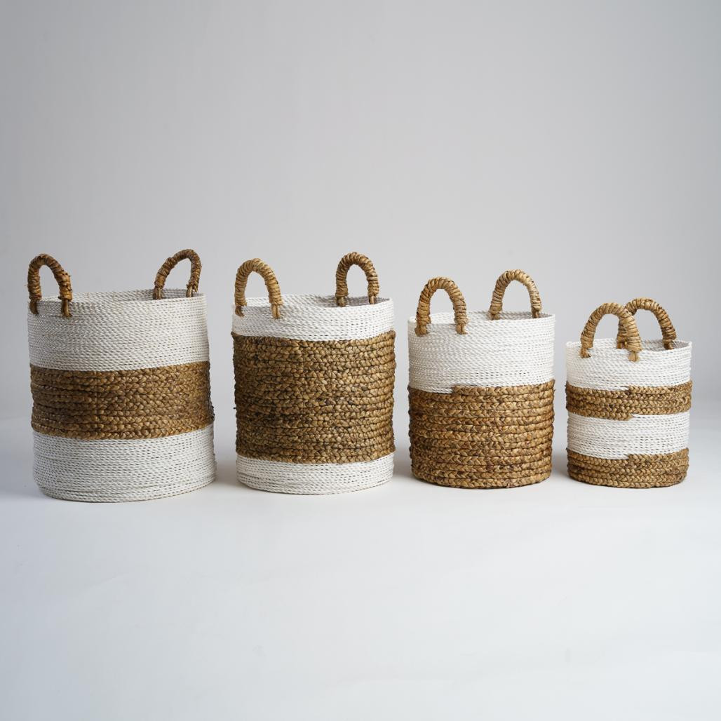 Cesta trenzada en jacinto de agua crudo y marrón L Mizu Cesta trenzada en jacinto de agua crudo y marrón L Mizu