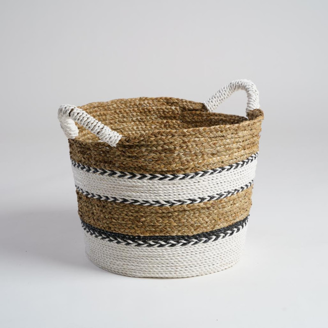 Cesta trenzada en jacinto de agua M Cassi