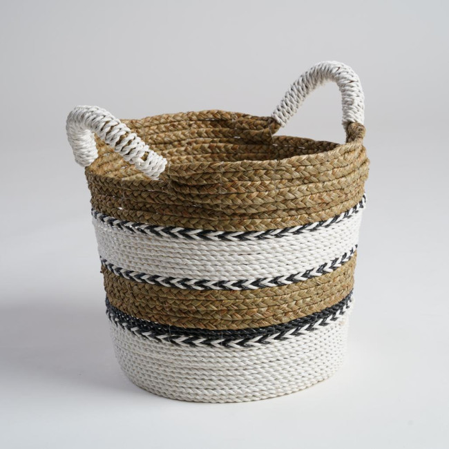 Cesta trenzada en jacinto de agua S Cassi