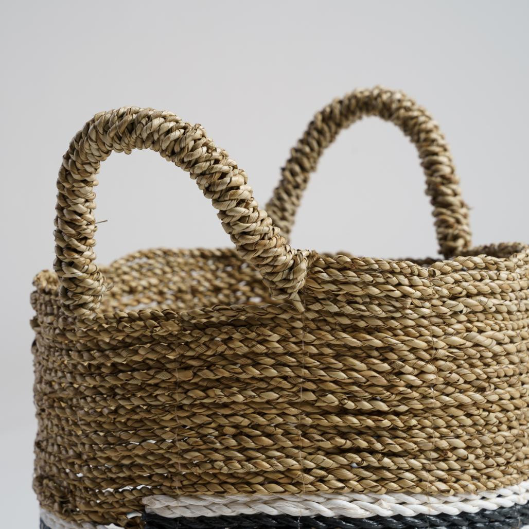Cesta en junco de mar blanco y negro S Pika Cesta en junco de mar blanco y negro S Pika
