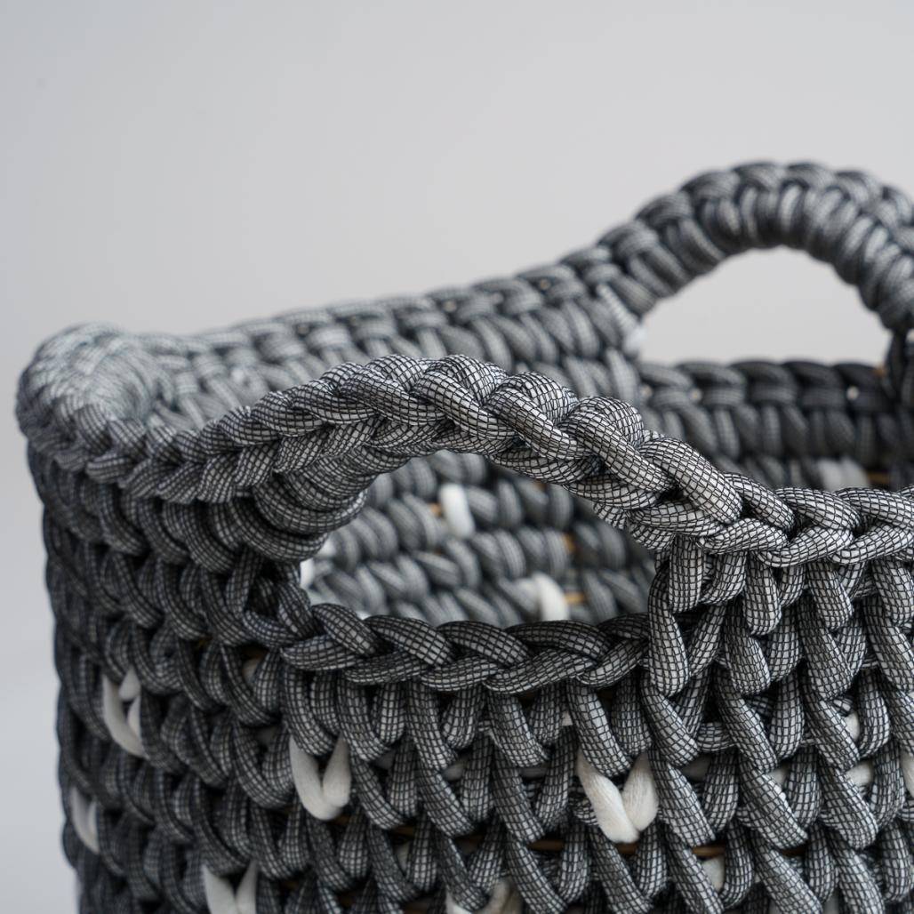 Gran cesta de cuerda gris y blanco M Elly