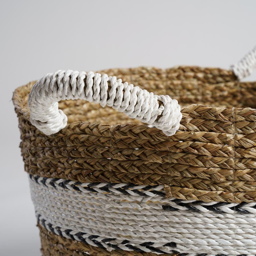 2 paniers tressés en jacinthe d'eau XL-M Cassi 2 paniers tressés en jacinthe d'eau XL-M Cassi