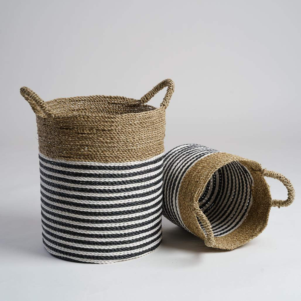 Lot de 2 paniers en jonc de mer noir et blanc L-S Pika Lot de 2 paniers en jonc de mer noir et blanc L-S Pika