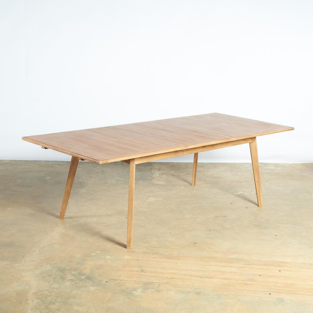 Ensemble table extensible de jardin et 8 chaises en teck Ensemble table extensible de jardin et 8 chaises en teck