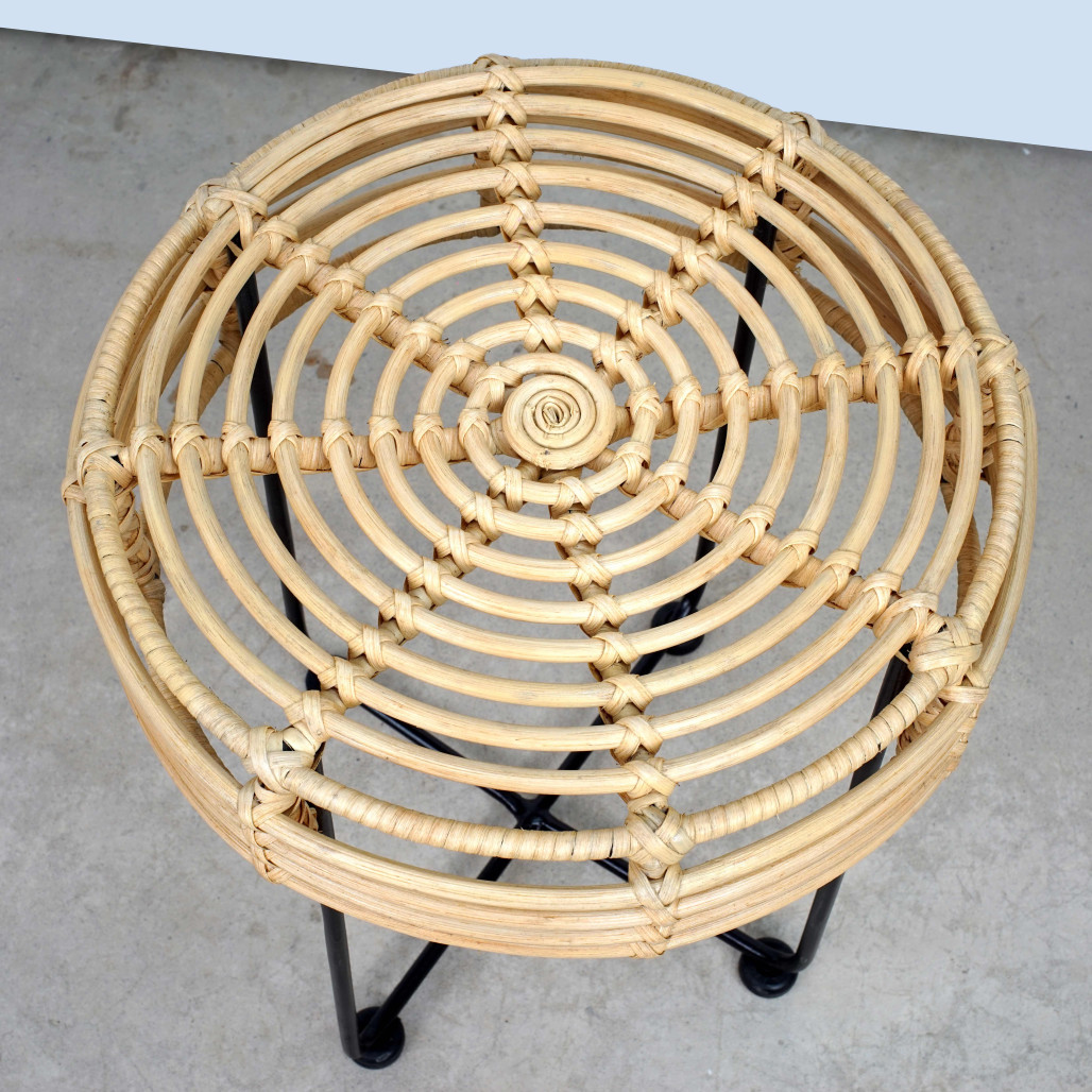 Mesa auxiliar en ratán Emma Mesa auxiliar en ratán Emma