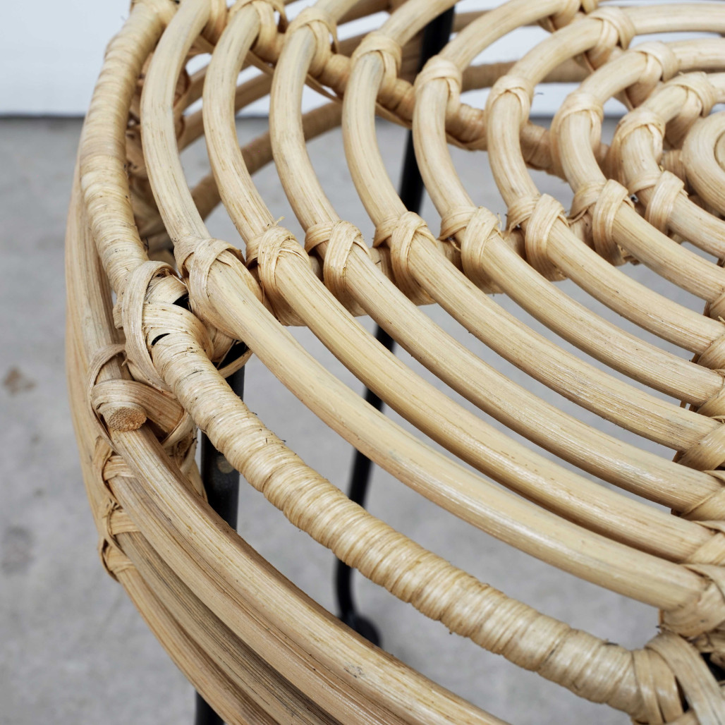 Mesa auxiliar en ratán Emma Mesa auxiliar en ratán Emma