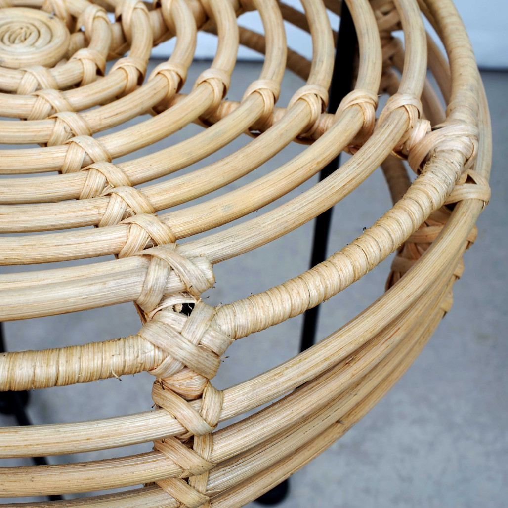 Mesa auxiliar en ratán Emma Mesa auxiliar en ratán Emma