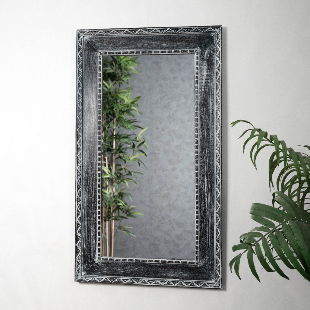 Espejo de madera con pátina lacada, Palermo, 140 x 80 cm Espejo de madera con pátina lacada, Palermo, 140 x 80 cm